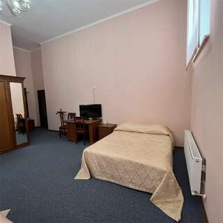 Гостиница Сударушка Краснодар Четырехместный номер-6